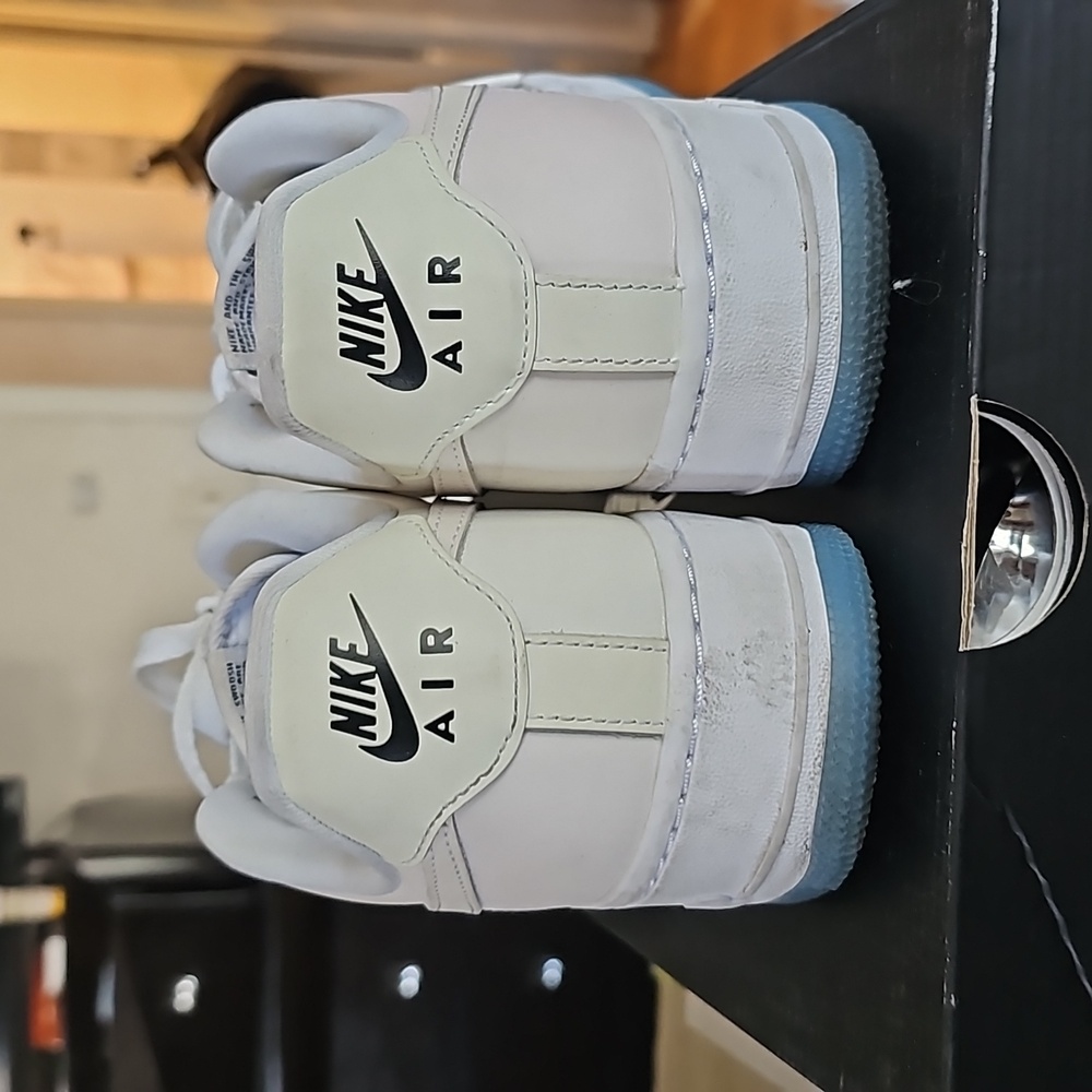 Color Changing AIR FORCE ONES - Picture 4 of 5